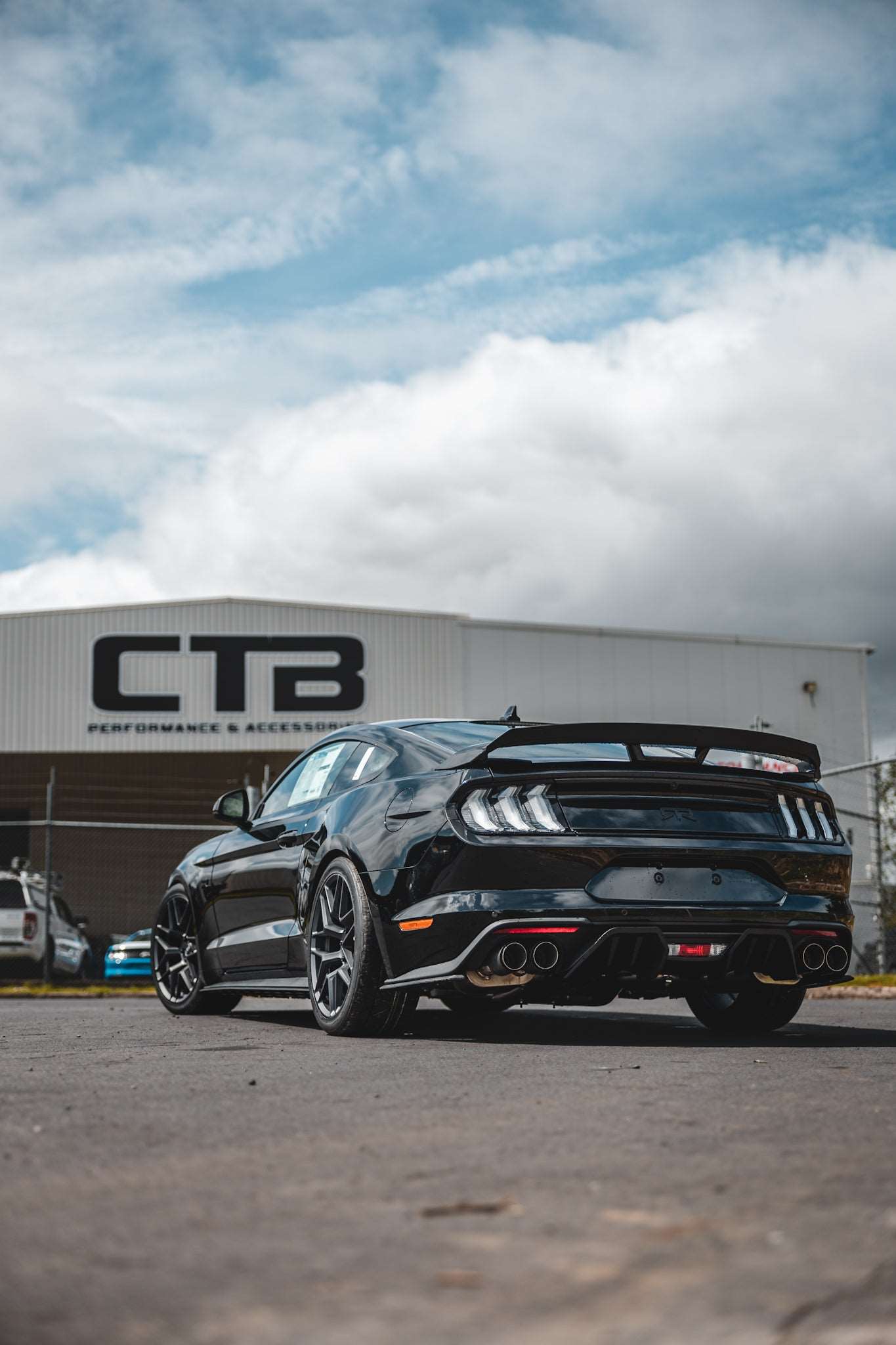 RTR PERFORMANCE PACK REAR SPOILER GURNEY FLAP (18-22 GT, ECOBOOST )